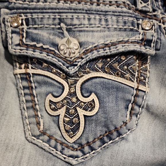 Rock Revival Women's Light Blue Skinny Jeans - Picture 6 of 13